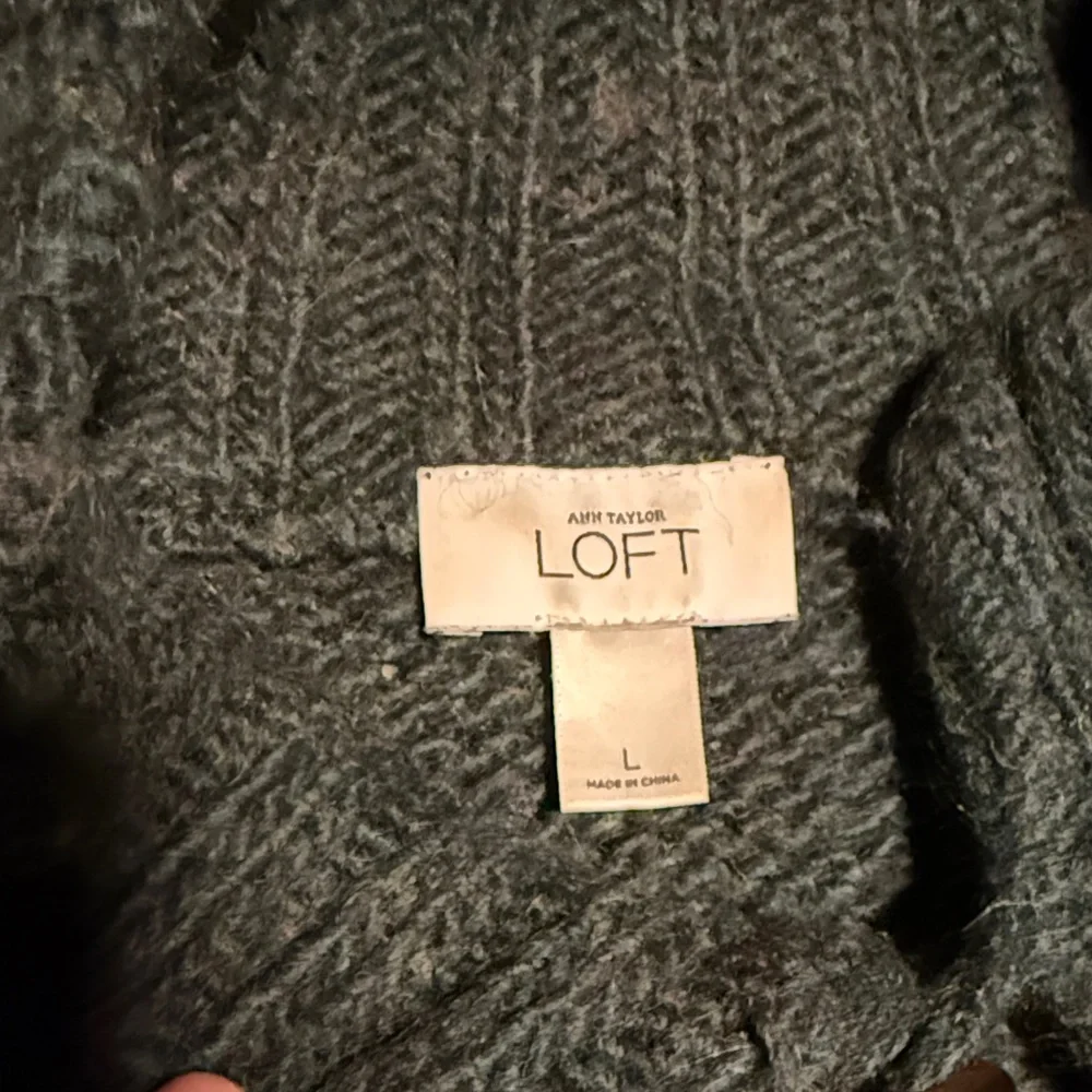 LOFT Button-Up Cardigan - Picture 2 of 4